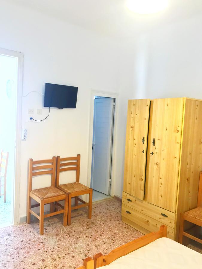 Katerina Beach Rooms Ándros Екстериор снимка