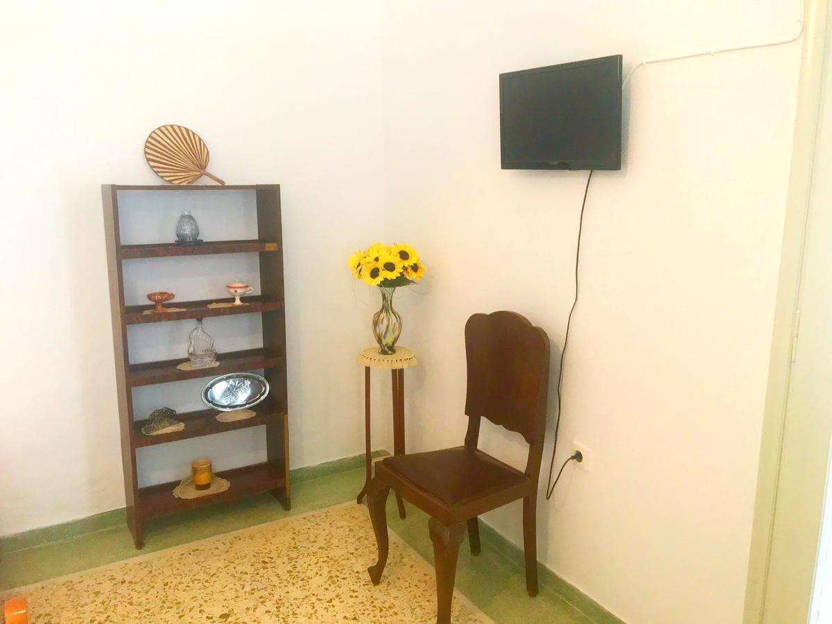 Katerina Beach Rooms Ándros Екстериор снимка