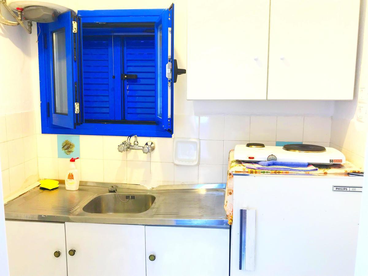 Katerina Beach Rooms Ándros Екстериор снимка